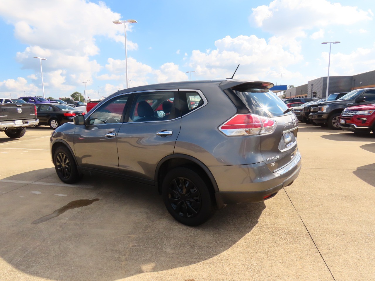 used 2015 Nissan Rogue car, priced at $7,999