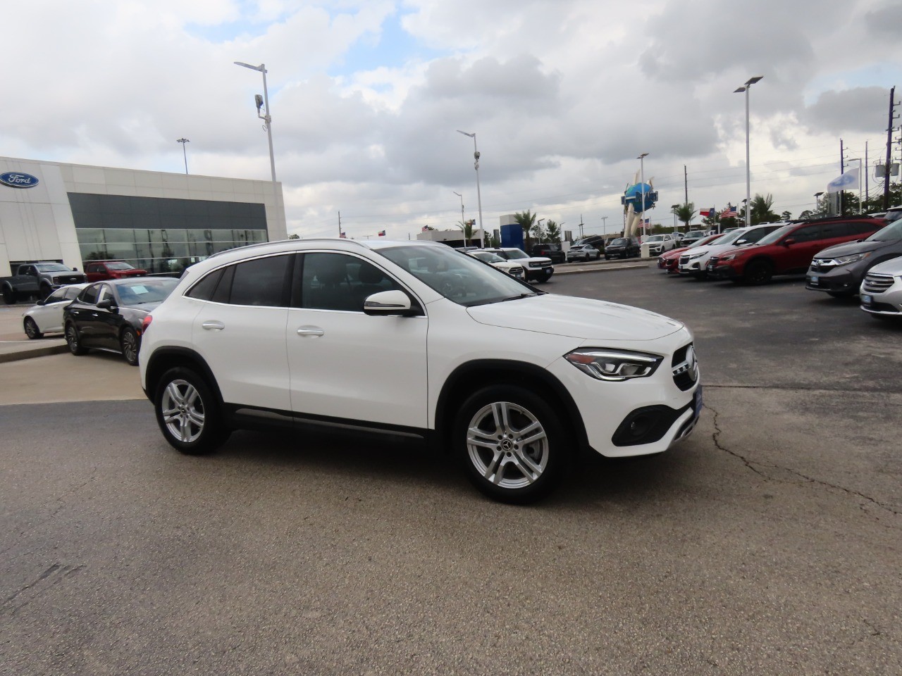 used 2021 Mercedes-Benz GLA car, priced at $28,999