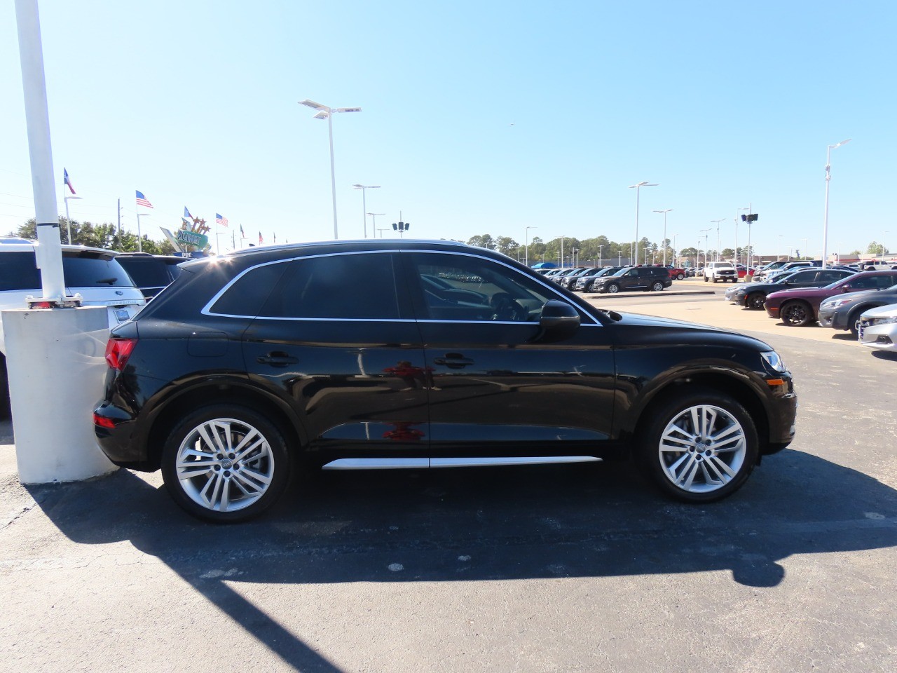 used 2018 Audi Q5 car, priced at $23,999