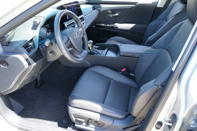 used 2023 Lexus ES car, priced at $43,300