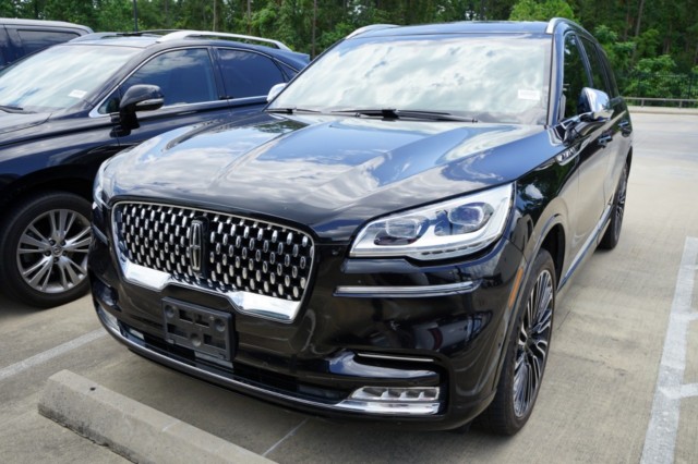 used 2020 Lincoln Aviator car, priced at $45,877
